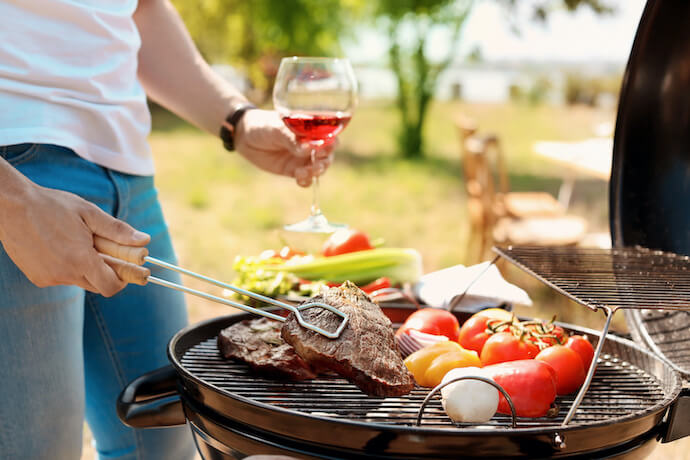 肉の量は おすすめの焼き方は 肉屋が教える 大人のbbq大全 さがえ精肉